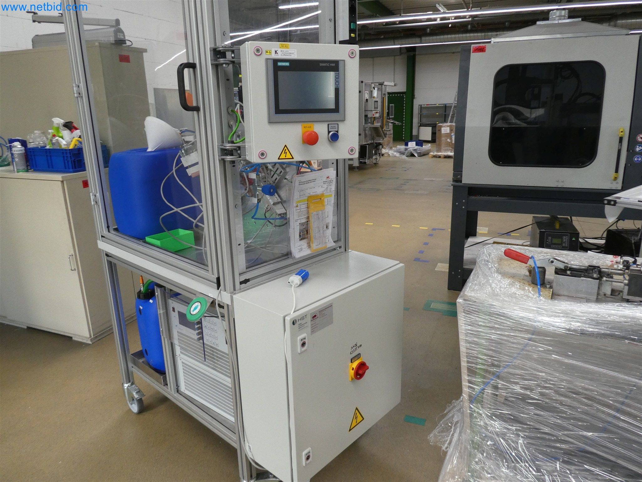 Machines de moulage par injection, machines CNC & lignes d'assemblage pour les éléments chauffants et les composants automobiles-6