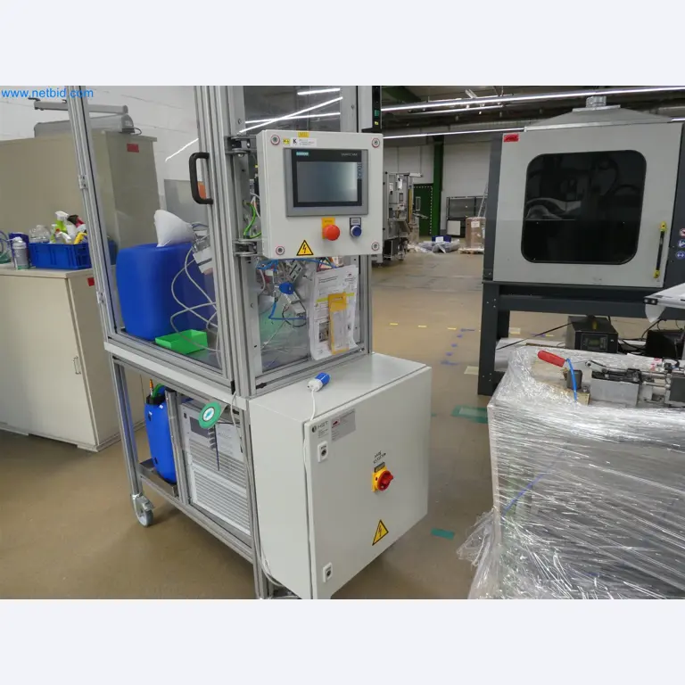 Machines de moulage par injection, machines CNC & lignes d'assemblage pour les éléments chauffants et les composants automobiles-6