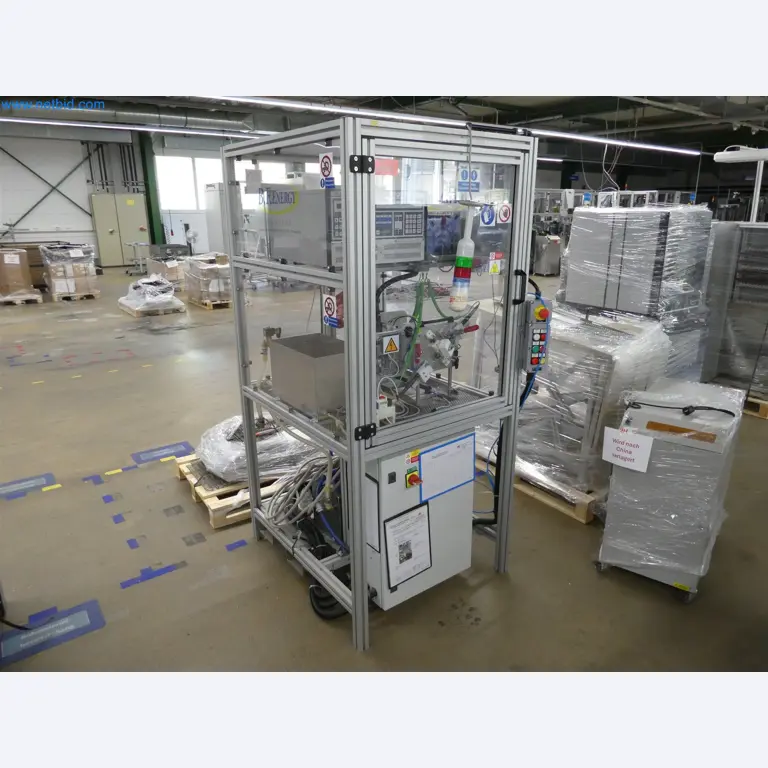 Machines de moulage par injection, machines CNC & lignes d'assemblage pour les éléments chauffants et les composants automobiles-1