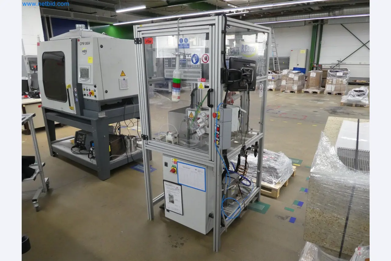 Machines de moulage par injection, machines CNC & lignes d'assemblage pour les éléments chauffants et les composants automobiles-5