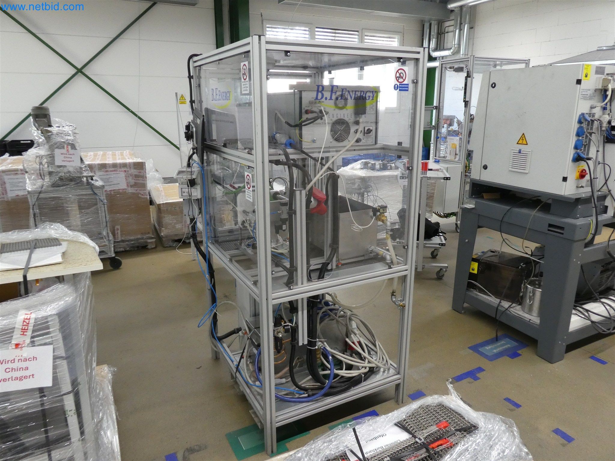 Machines de moulage par injection, machines CNC & lignes d'assemblage pour les éléments chauffants et les composants automobiles-6