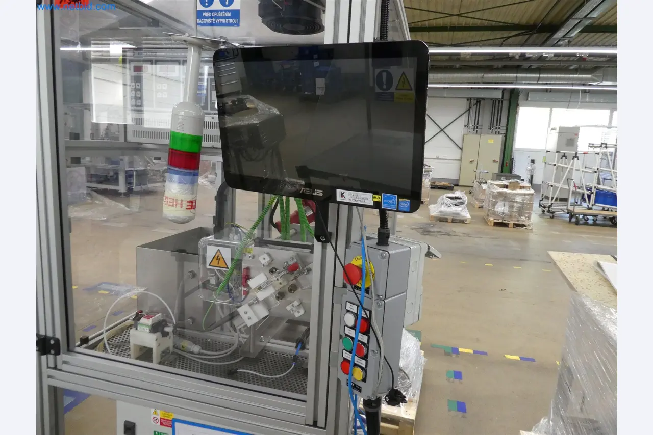 Machines de moulage par injection, machines CNC & lignes d'assemblage pour les éléments chauffants et les composants automobiles-7