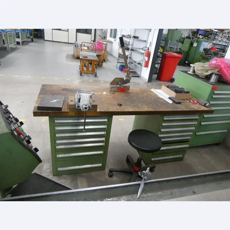 Stroji za brizganje, stroji CNC in montažne linije za grelne elemente in avtomobilske komponente-1