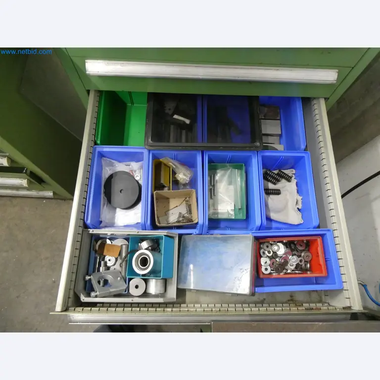 Stroji za brizganje, stroji CNC in montažne linije za grelne elemente in avtomobilske komponente-3