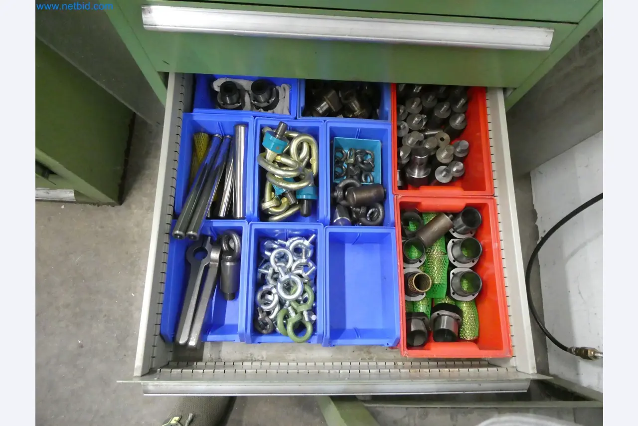 Stroji za brizganje, stroji CNC in montažne linije za grelne elemente in avtomobilske komponente-4