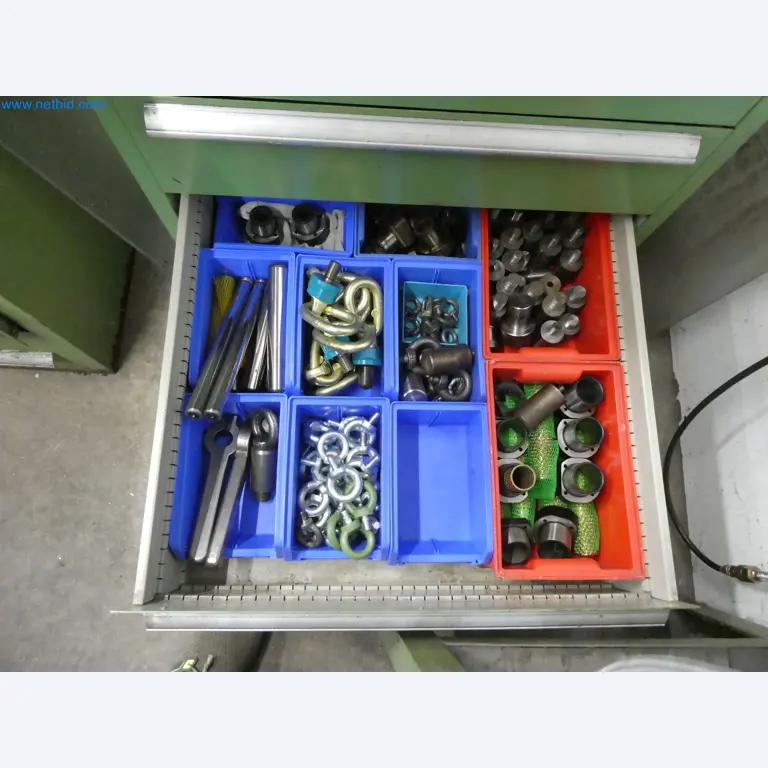 Stroji za brizganje, stroji CNC in montažne linije za grelne elemente in avtomobilske komponente-4