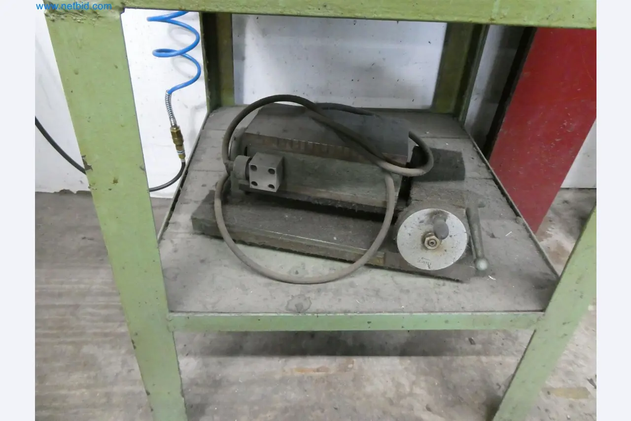 Stroji za brizganje, stroji CNC in montažne linije za grelne elemente in avtomobilske komponente-5