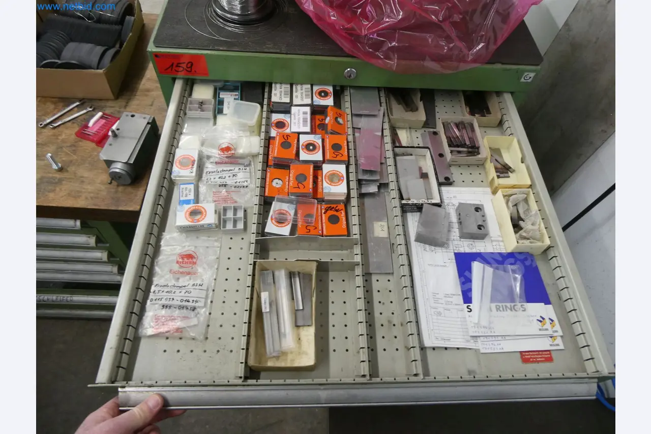 Stroji za brizganje, stroji CNC in montažne linije za grelne elemente in avtomobilske komponente-9