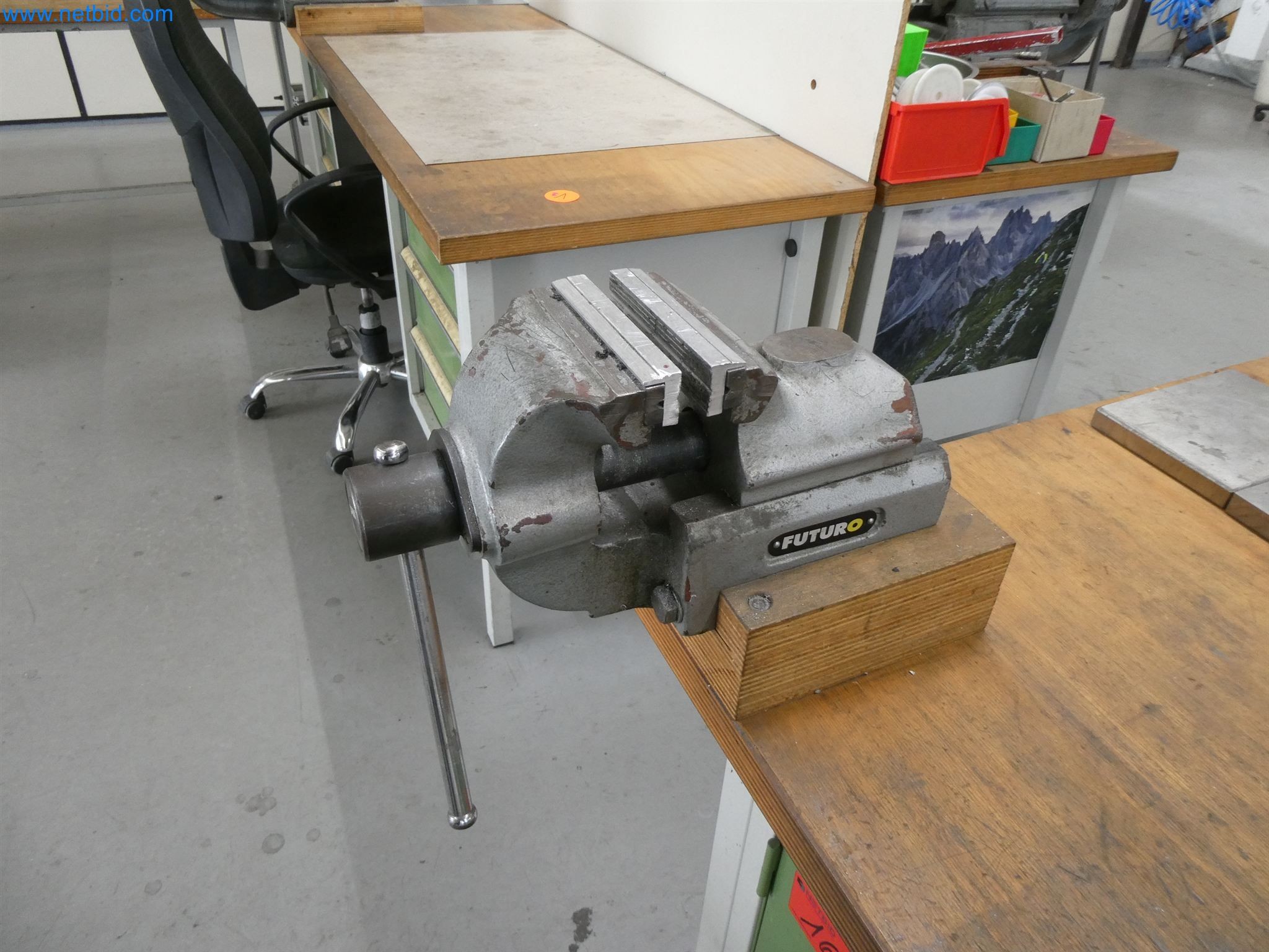 Injection molding machines, CNC machines & assembly lines for heating elements and automotive components-4