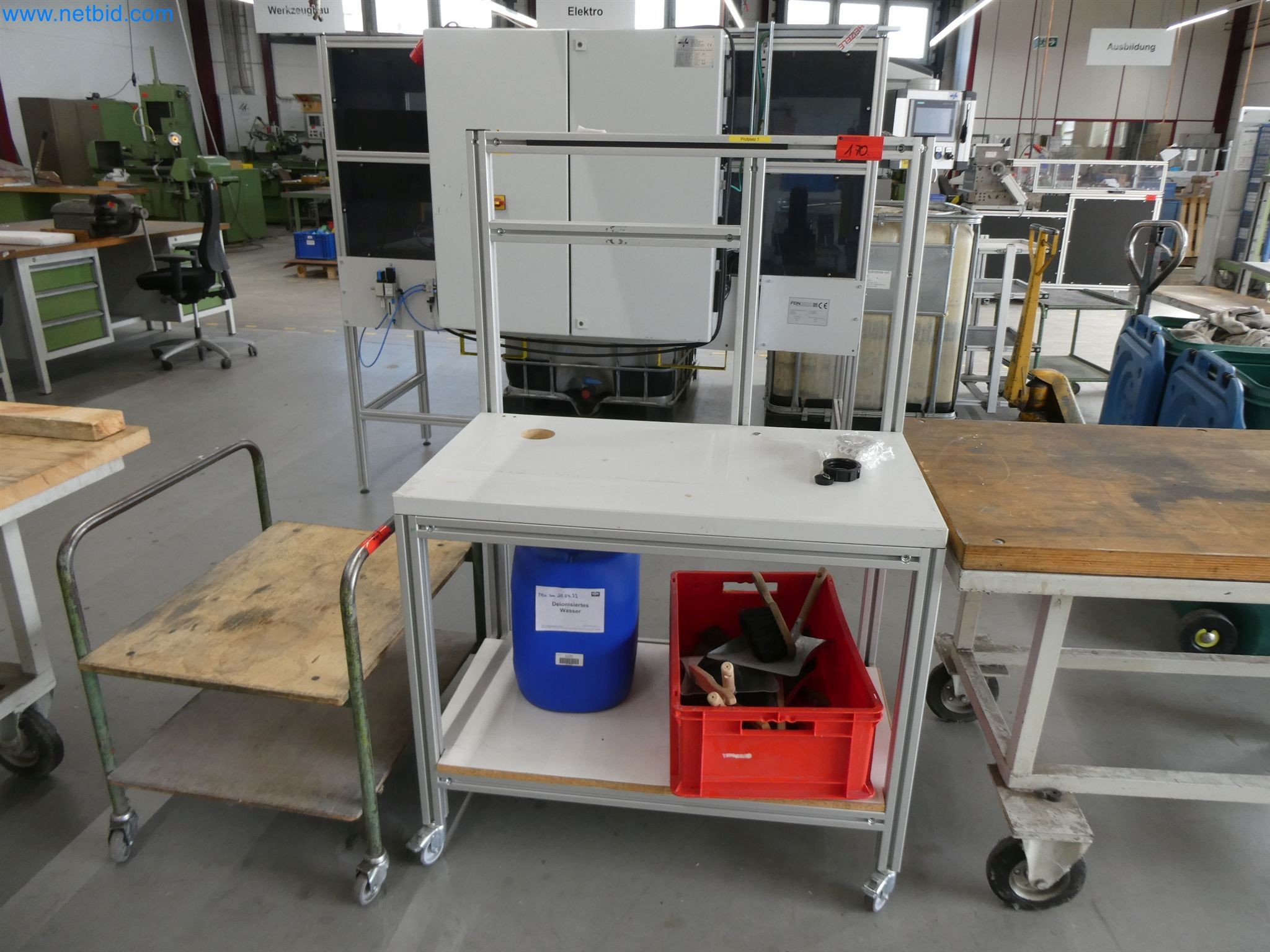 Stroji za brizganje, stroji CNC in montažne linije za grelne elemente in avtomobilske komponente-3