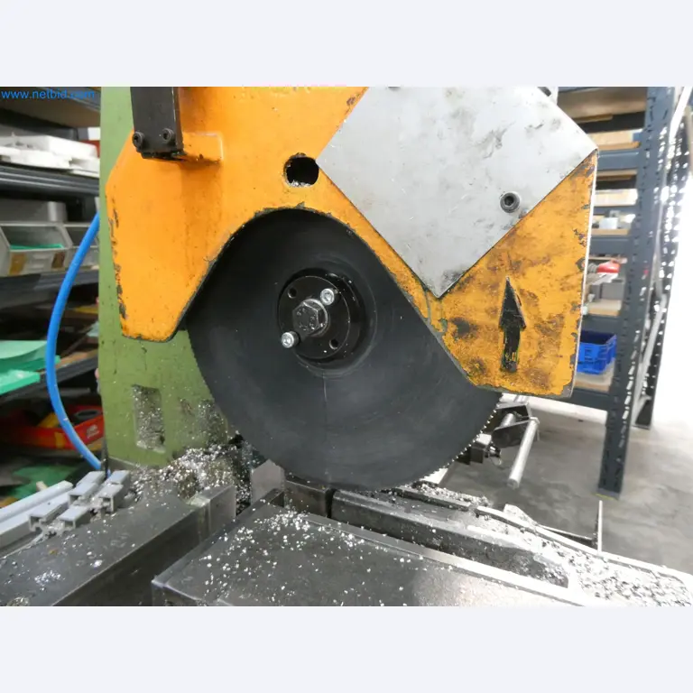 Máquinas de moldeo por inyección, máquinas CNC y líneas de montaje para elementos calefactores y componentes de automoción-3