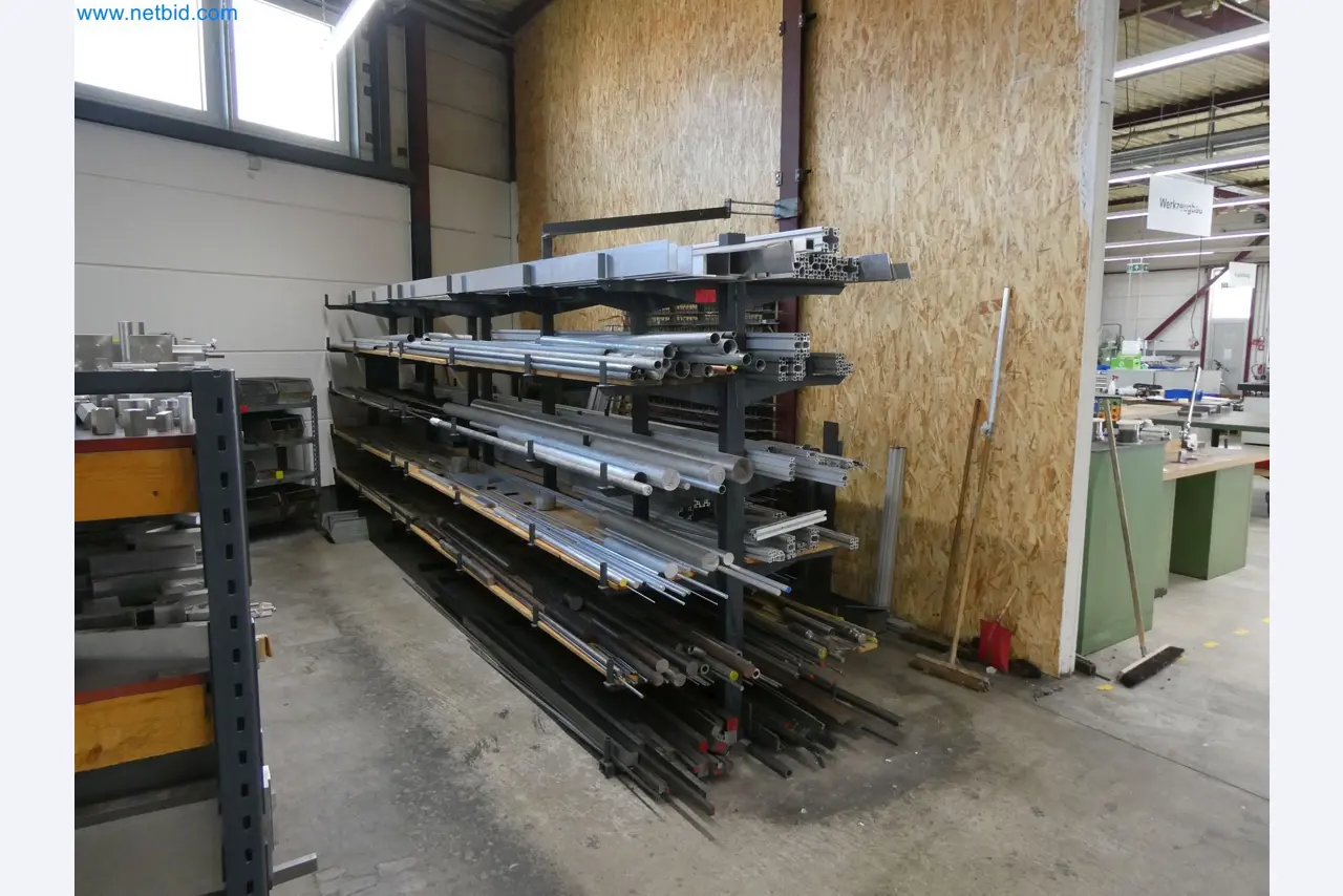 Máquinas de moldeo por inyección, máquinas CNC y líneas de montaje para elementos calefactores y componentes de automoción-1