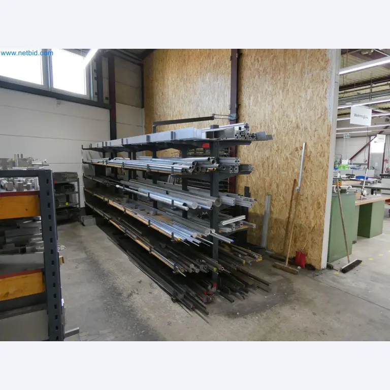 Máquinas de moldeo por inyección, máquinas CNC y líneas de montaje para elementos calefactores y componentes de automoción-1