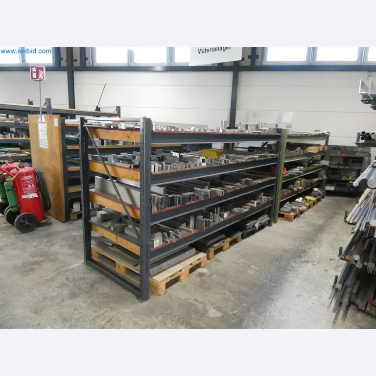 Máquinas de moldeo por inyección, máquinas CNC y líneas de montaje para elementos calefactores y componentes de automoción-2