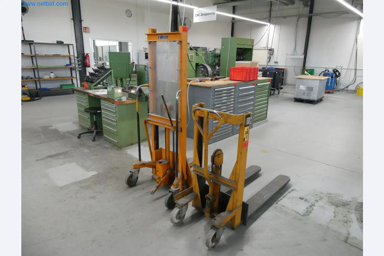 Máquinas de moldeo por inyección, máquinas CNC y líneas de montaje para elementos calefactores y componentes de automoción-1