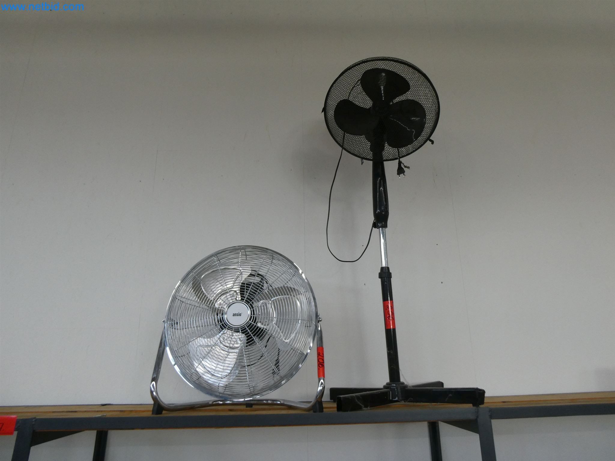 Máquinas de moldeo por inyección, máquinas CNC y líneas de montaje para elementos calefactores y componentes de automoción-3