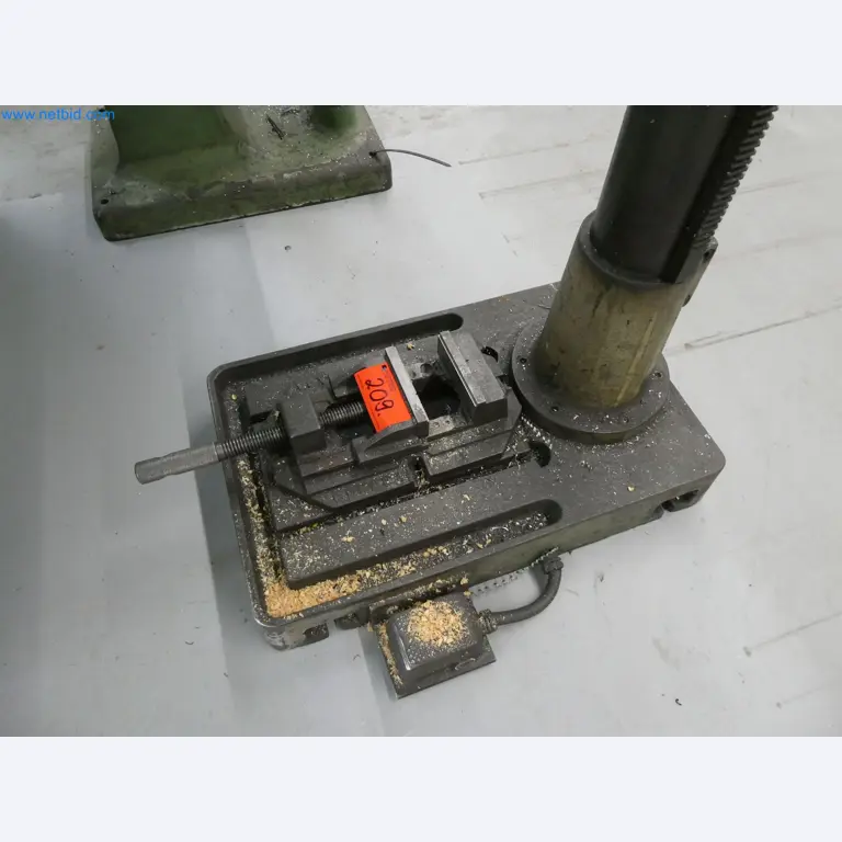 Máquinas de moldeo por inyección, máquinas CNC y líneas de montaje para elementos calefactores y componentes de automoción-4