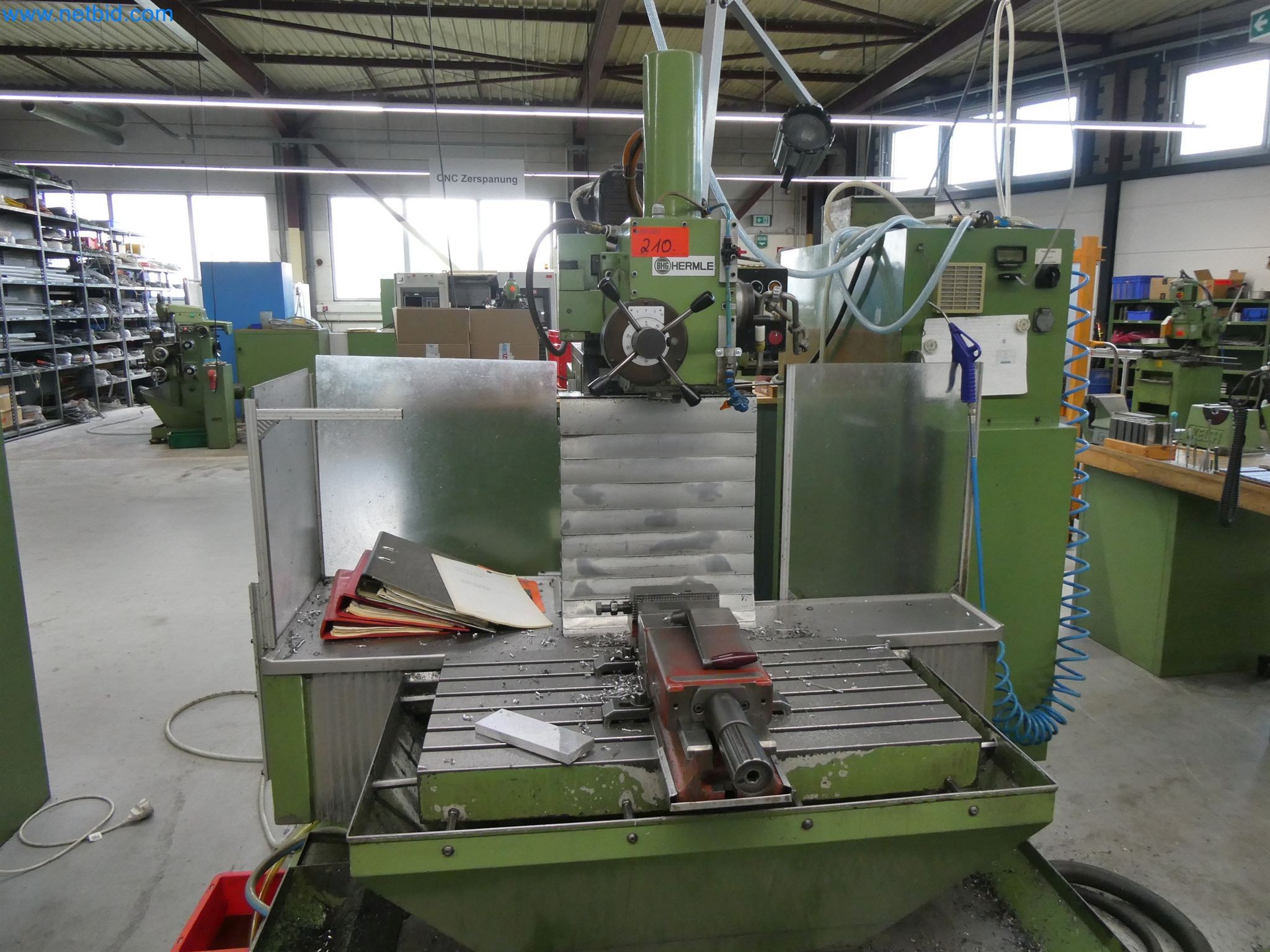 Máquinas de moldeo por inyección, máquinas CNC y líneas de montaje para elementos calefactores y componentes de automoción-2