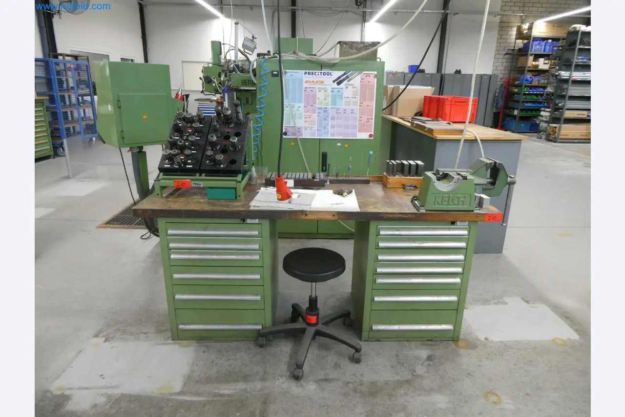 Máquinas de moldeo por inyección, máquinas CNC y líneas de montaje para elementos calefactores y componentes de automoción-7