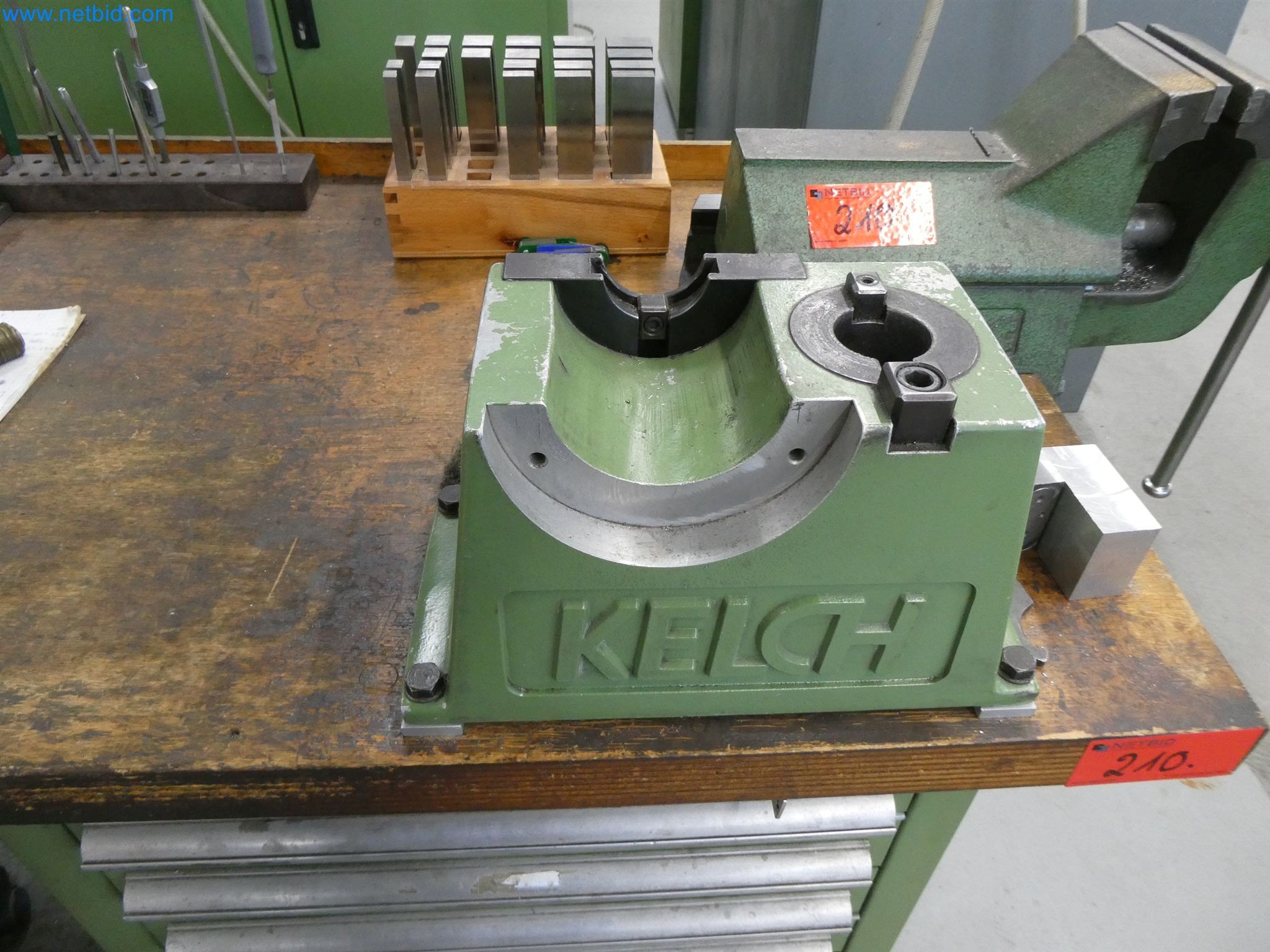 Máquinas de moldeo por inyección, máquinas CNC y líneas de montaje para elementos calefactores y componentes de automoción-9