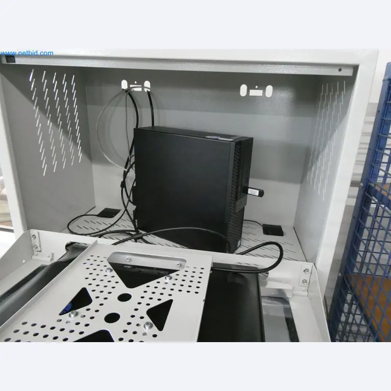 Máquinas de moldeo por inyección, máquinas CNC y líneas de montaje para elementos calefactores y componentes de automoción-4