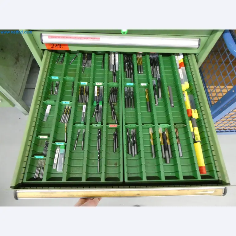 Máquinas de moldeo por inyección, máquinas CNC y líneas de montaje para elementos calefactores y componentes de automoción-7