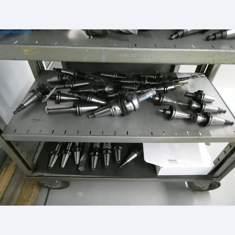 Máquinas de moldeo por inyección, máquinas CNC y líneas de montaje para elementos calefactores y componentes de automoción-4