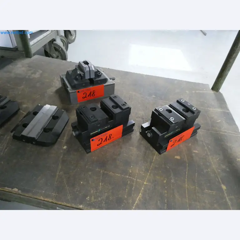 Máquinas de moldeo por inyección, máquinas CNC y líneas de montaje para elementos calefactores y componentes de automoción-5