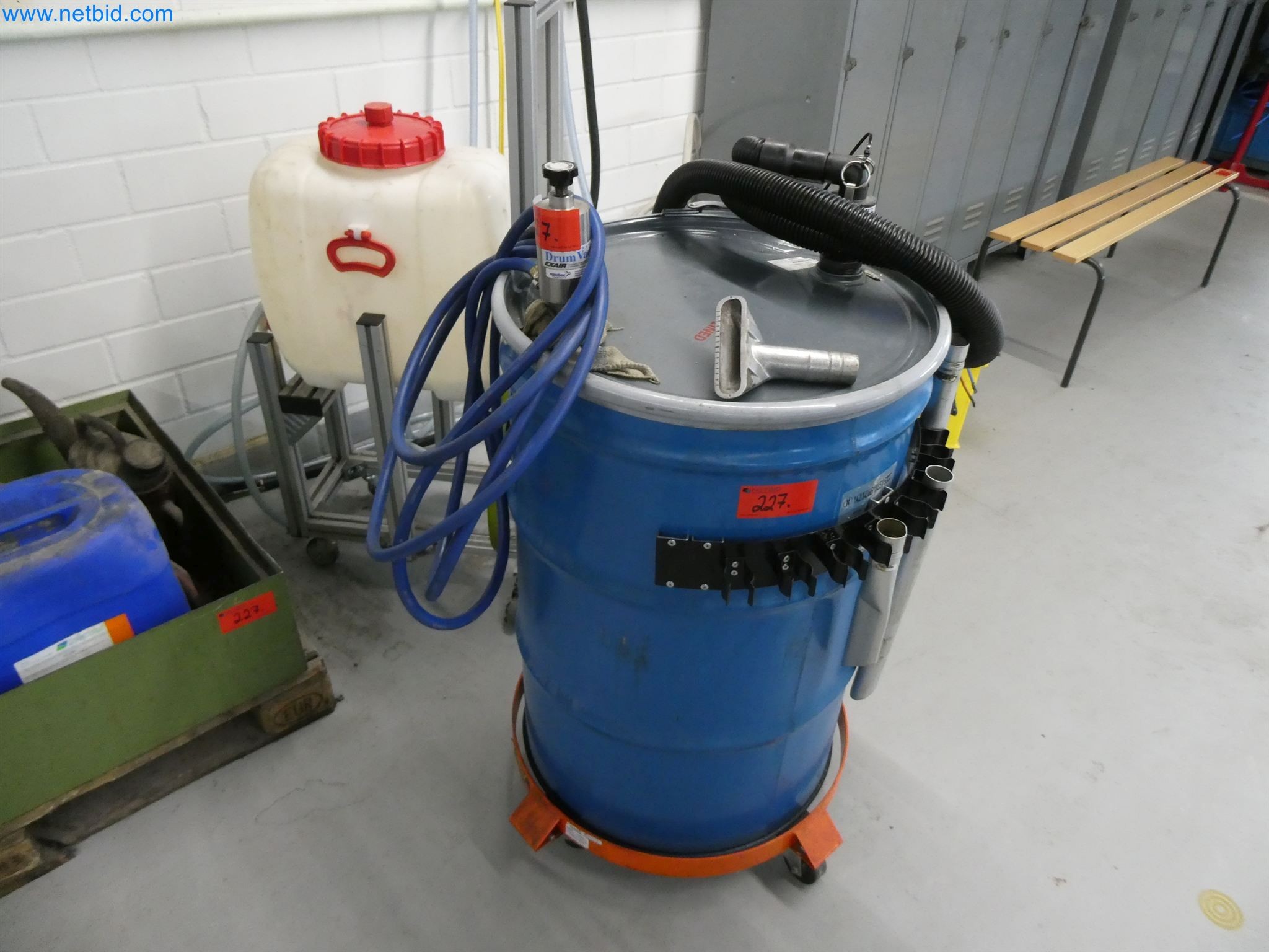 Máquinas de moldeo por inyección, máquinas CNC y líneas de montaje para elementos calefactores y componentes de automoción-3