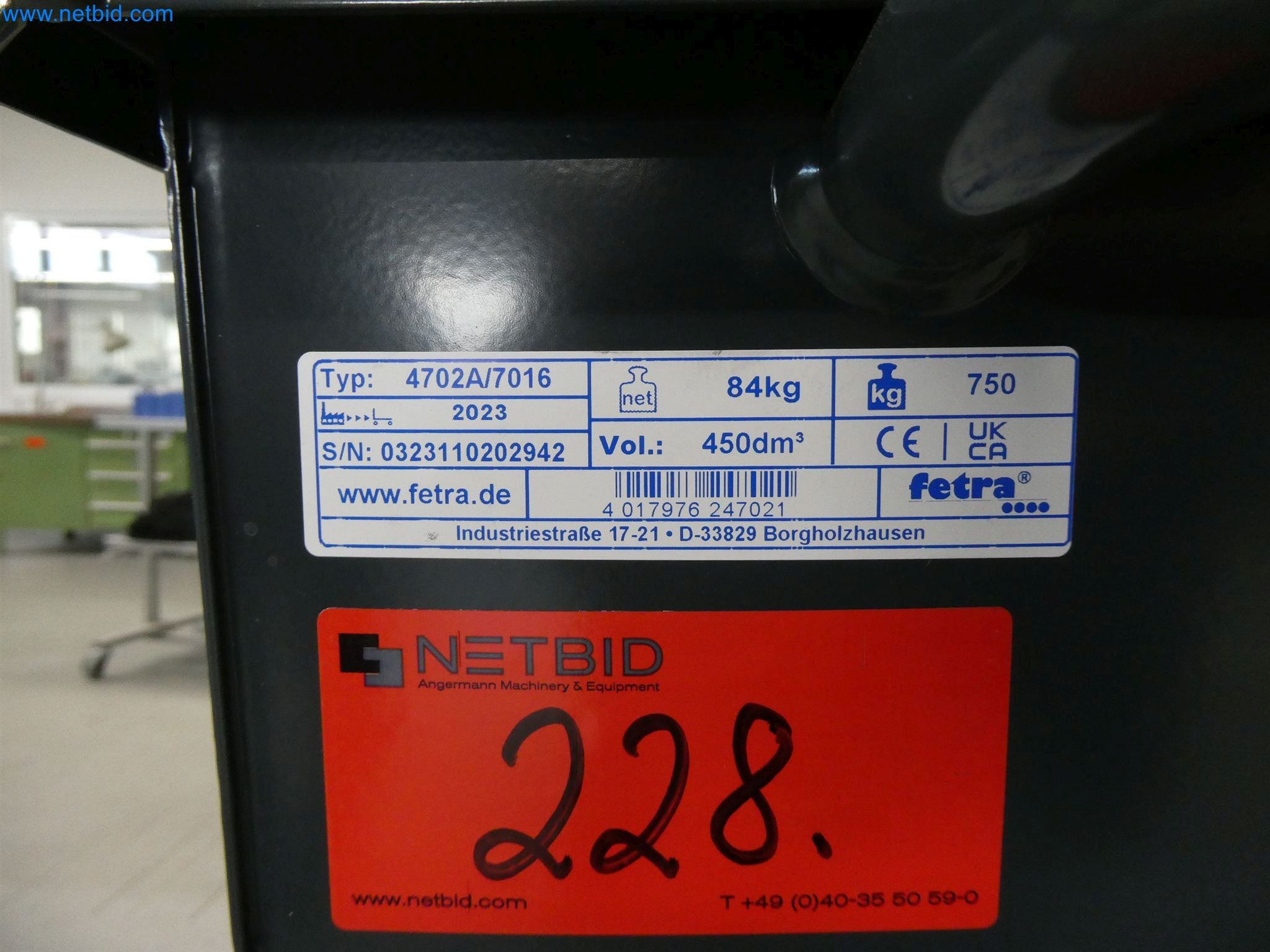 Máquinas de moldeo por inyección, máquinas CNC y líneas de montaje para elementos calefactores y componentes de automoción-2