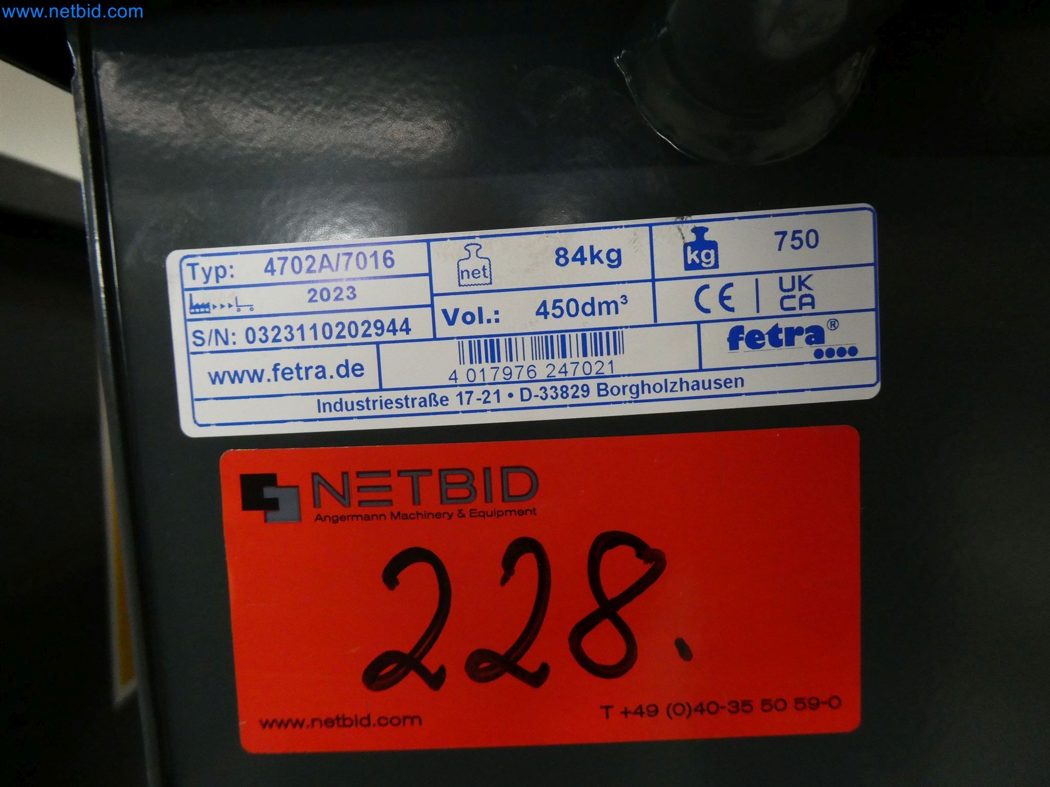 Máquinas de moldeo por inyección, máquinas CNC y líneas de montaje para elementos calefactores y componentes de automoción-3
