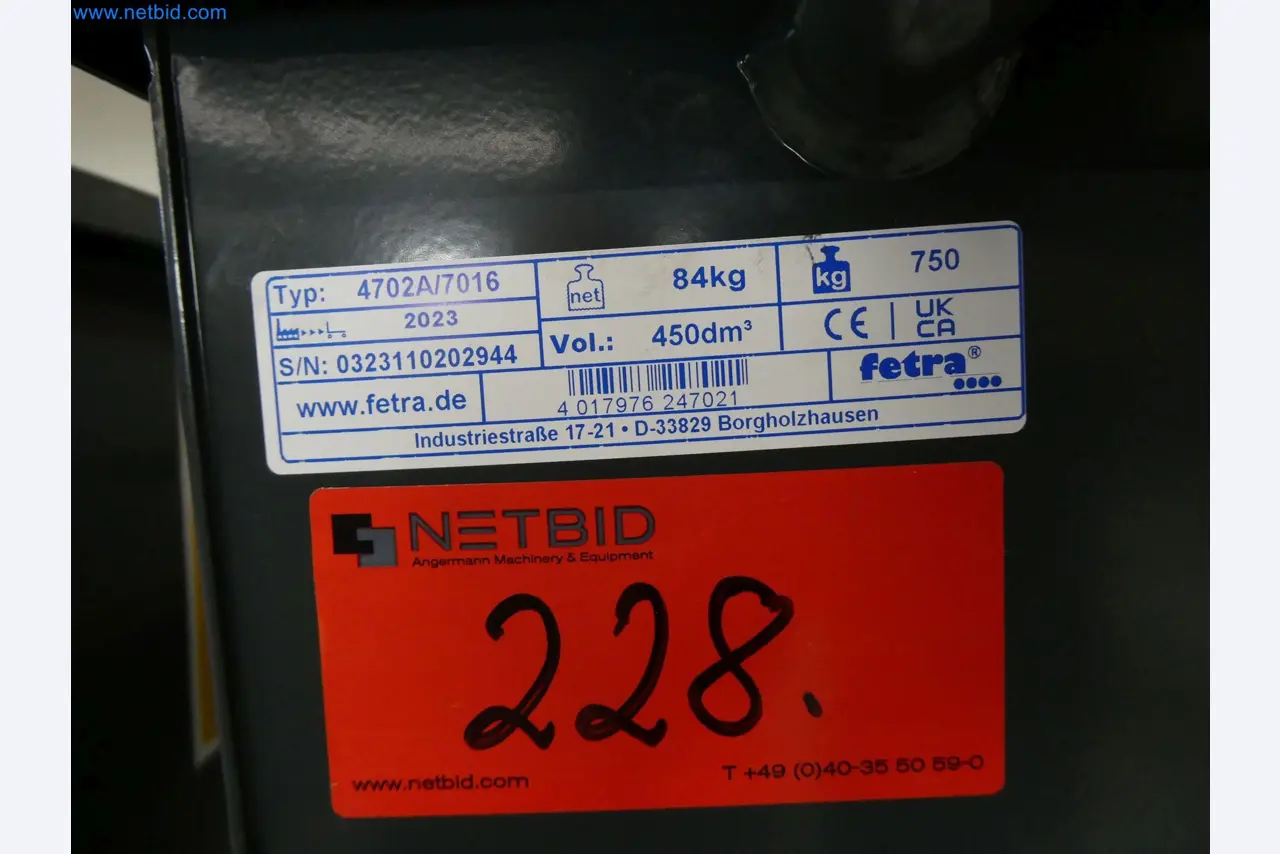 Máquinas de moldeo por inyección, máquinas CNC y líneas de montaje para elementos calefactores y componentes de automoción-3