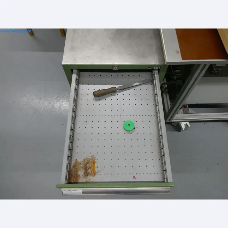 Máquinas de moldagem por injeção, máquinas CNC e linhas de montagem para elementos de aquecimento e componentes automóveis-7