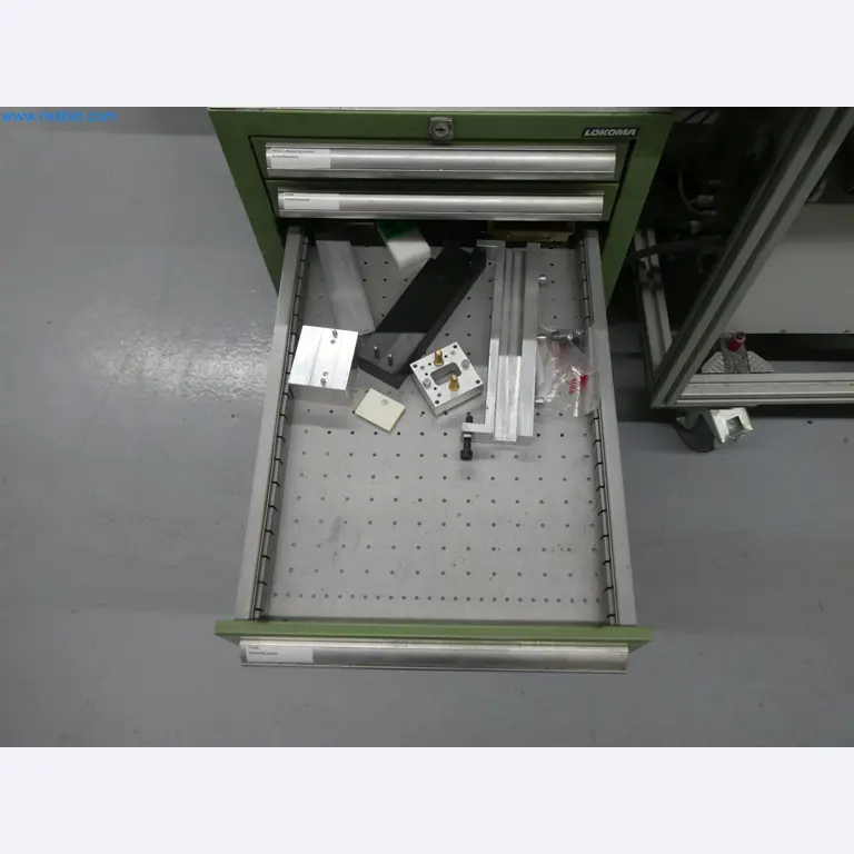 Máquinas de moldagem por injeção, máquinas CNC e linhas de montagem para elementos de aquecimento e componentes automóveis-9