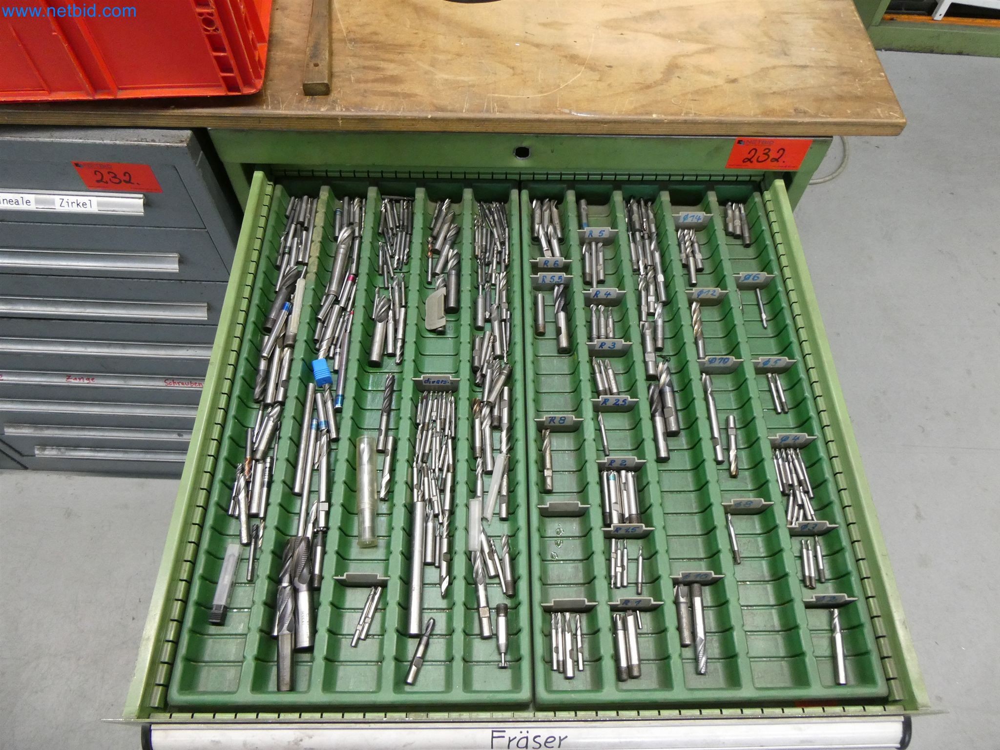 Máquinas de moldeo por inyección, máquinas CNC y líneas de montaje para elementos calefactores y componentes de automoción-18