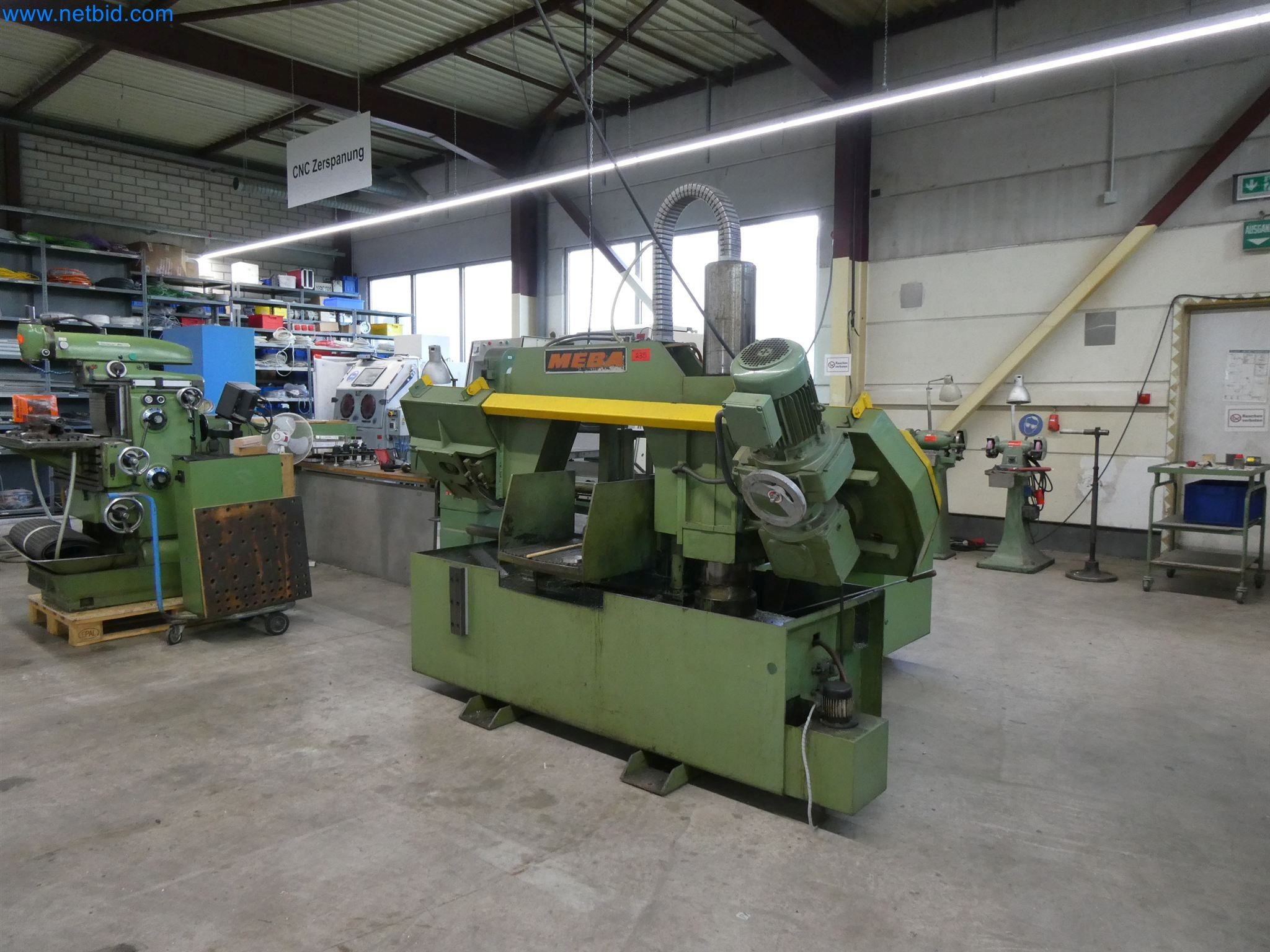 Máquinas de moldeo por inyección, máquinas CNC y líneas de montaje para elementos calefactores y componentes de automoción-2