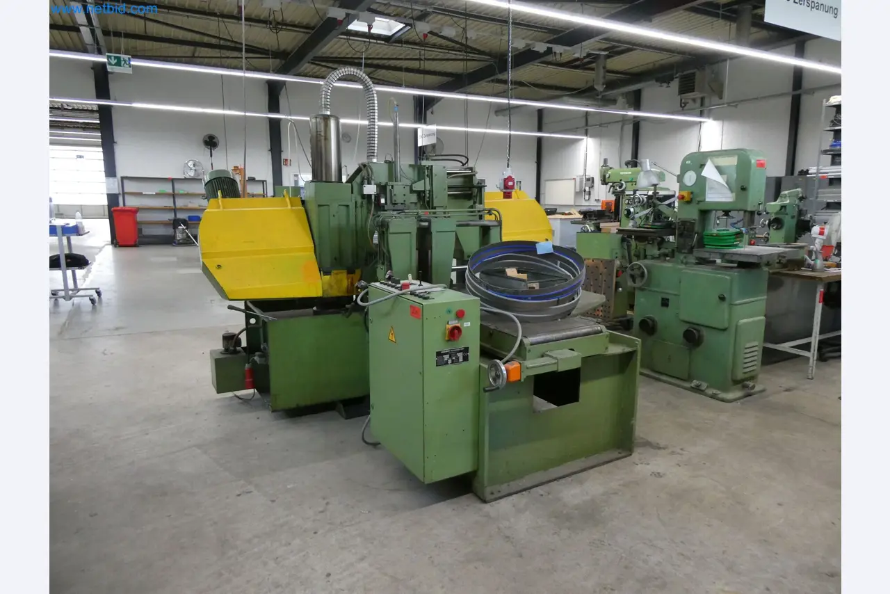 Máquinas de moldeo por inyección, máquinas CNC y líneas de montaje para elementos calefactores y componentes de automoción-3