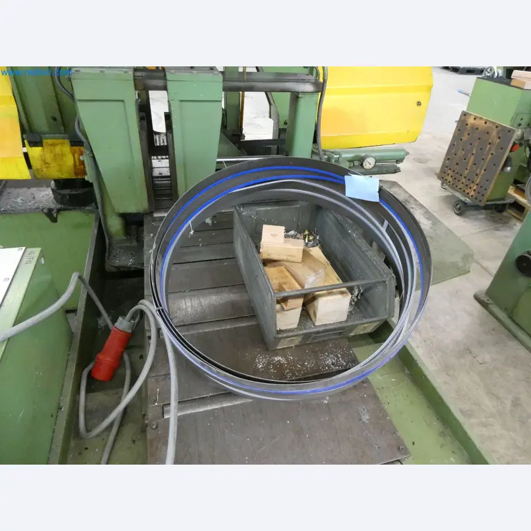 Máquinas de moldeo por inyección, máquinas CNC y líneas de montaje para elementos calefactores y componentes de automoción-5