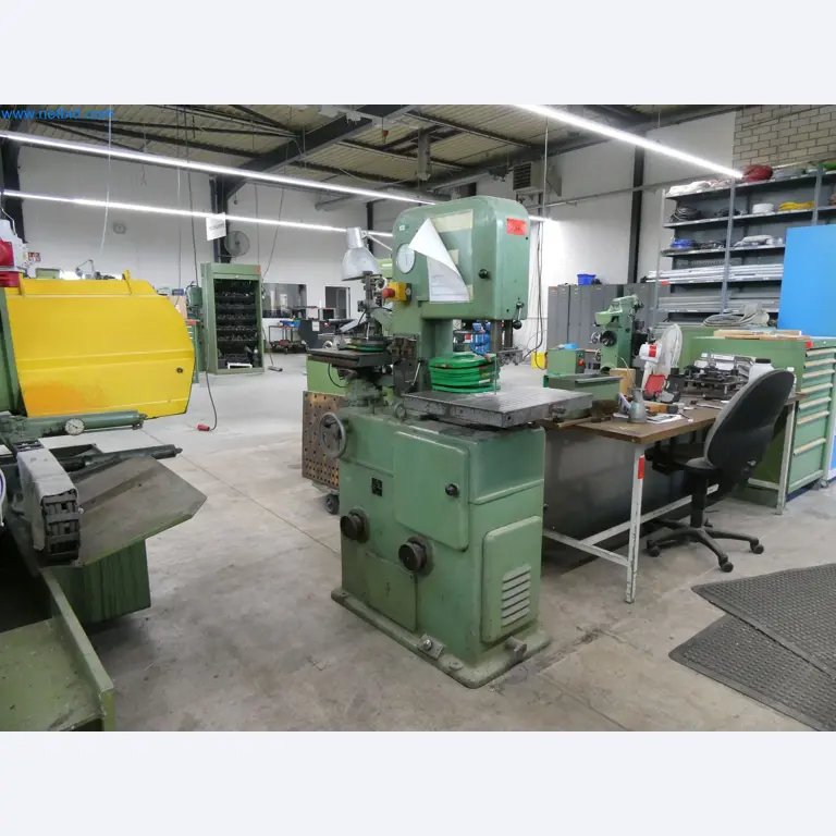 Máquinas de moldeo por inyección, máquinas CNC y líneas de montaje para elementos calefactores y componentes de automoción-1