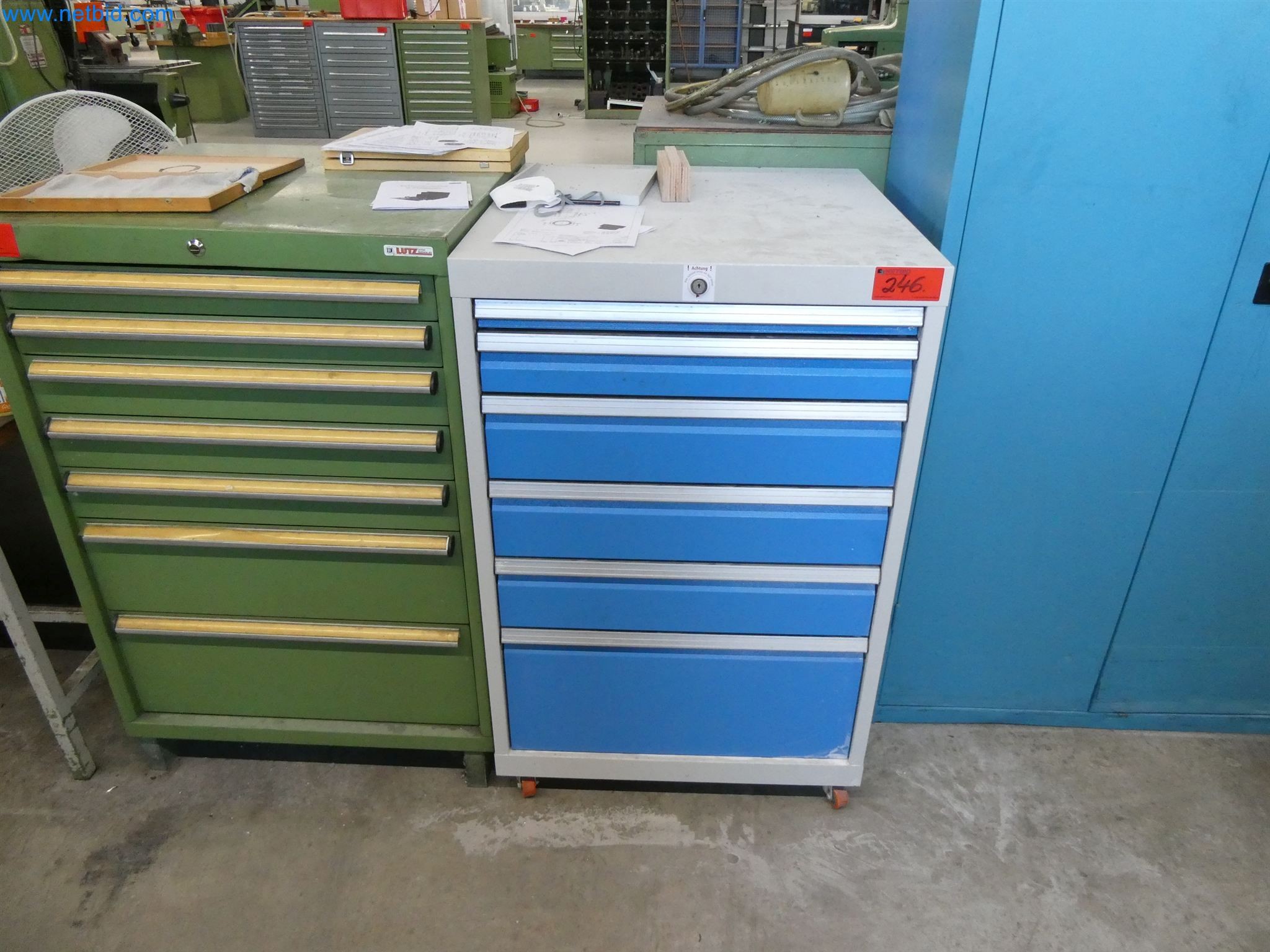 Máquinas de moldeo por inyección, máquinas CNC y líneas de montaje para elementos calefactores y componentes de automoción-1