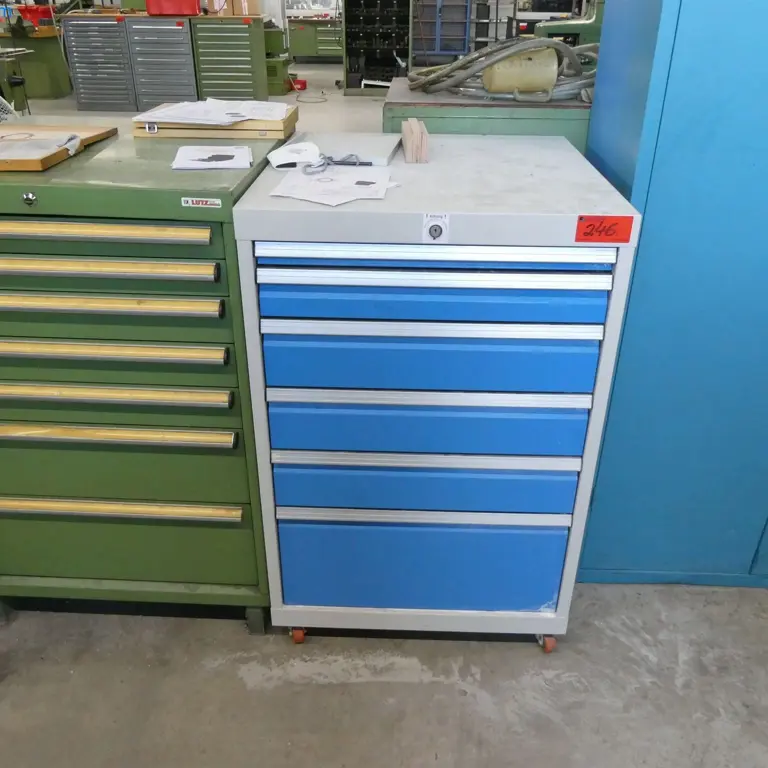 Armário de gavetas telescópico