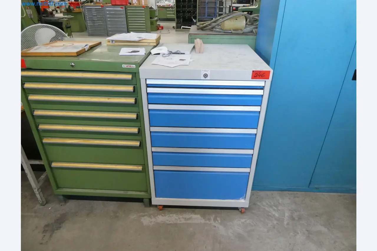 Máquinas de moldeo por inyección, máquinas CNC y líneas de montaje para elementos calefactores y componentes de automoción-1