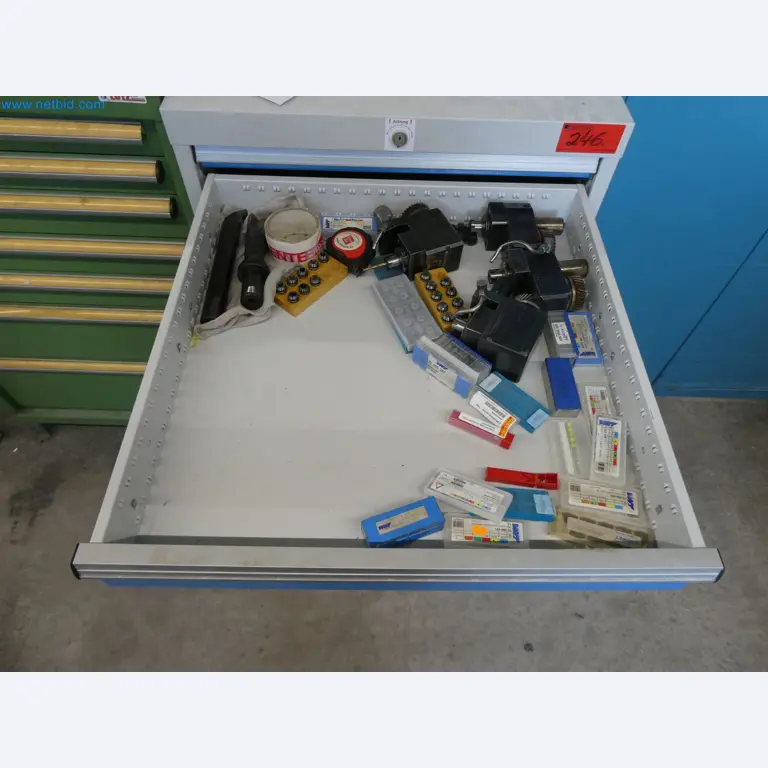 Máquinas de moldeo por inyección, máquinas CNC y líneas de montaje para elementos calefactores y componentes de automoción-3