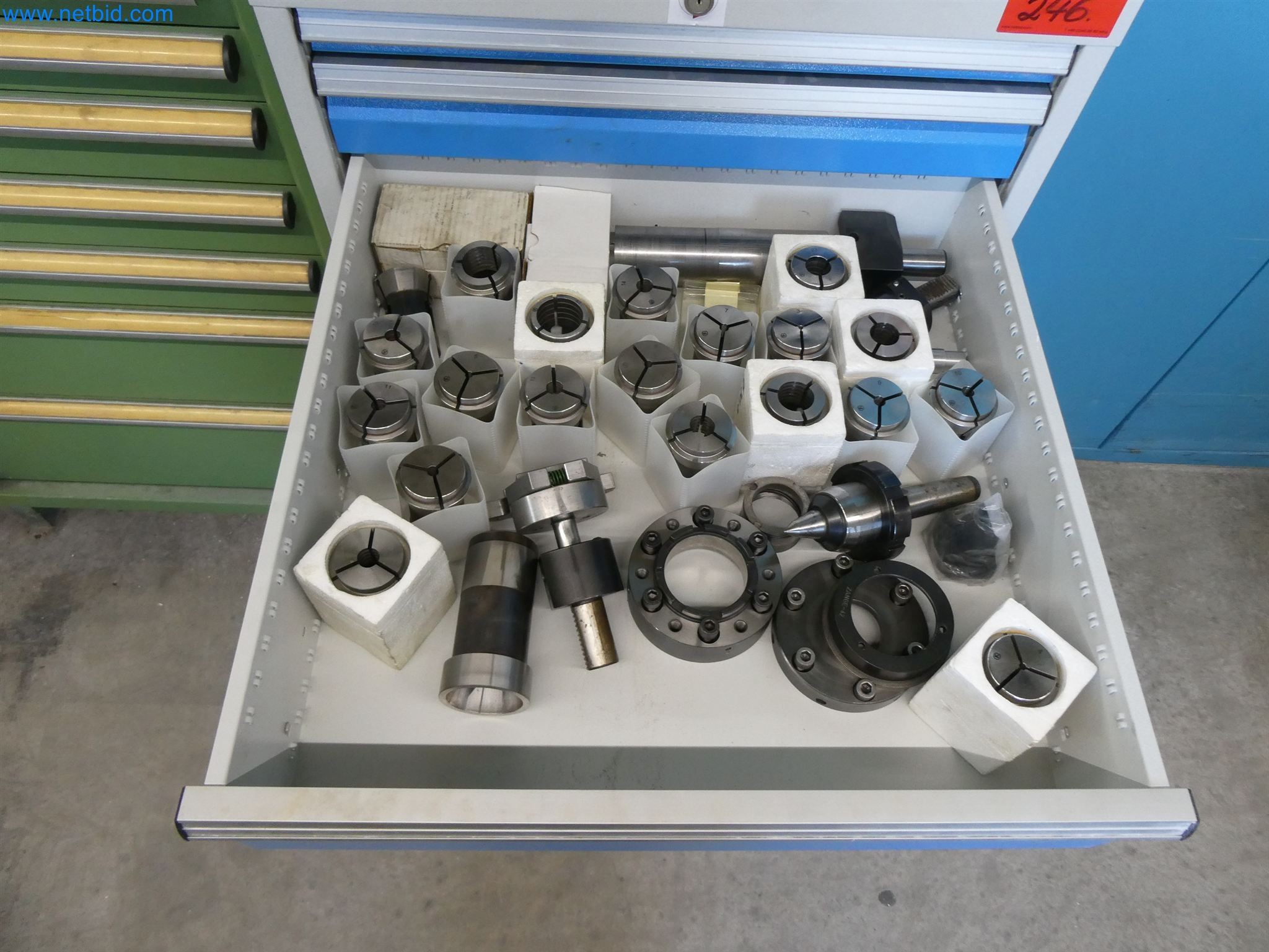 Máquinas de moldeo por inyección, máquinas CNC y líneas de montaje para elementos calefactores y componentes de automoción-4