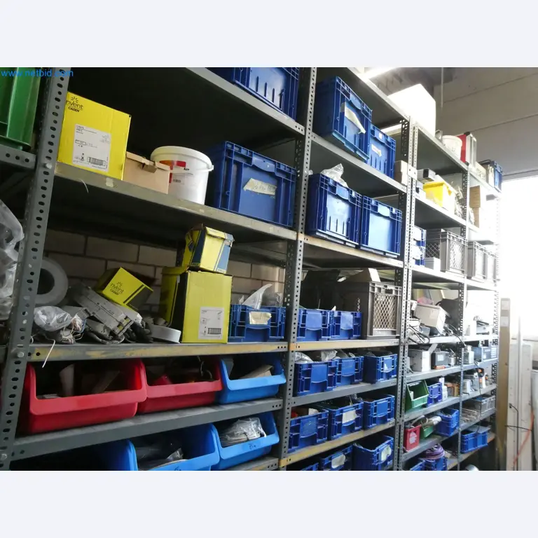 Máquinas de moldeo por inyección, máquinas CNC y líneas de montaje para elementos calefactores y componentes de automoción-12