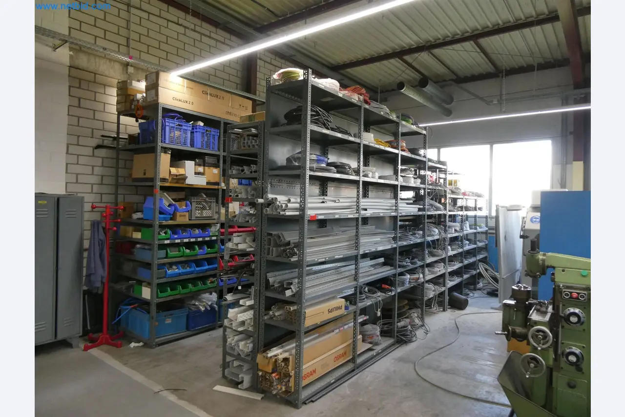 Máquinas de moldeo por inyección, máquinas CNC y líneas de montaje para elementos calefactores y componentes de automoción-1