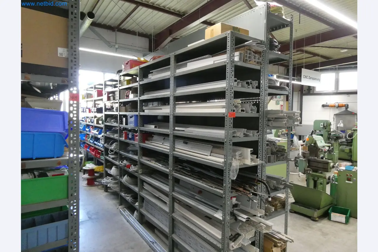 Máquinas de moldeo por inyección, máquinas CNC y líneas de montaje para elementos calefactores y componentes de automoción-20