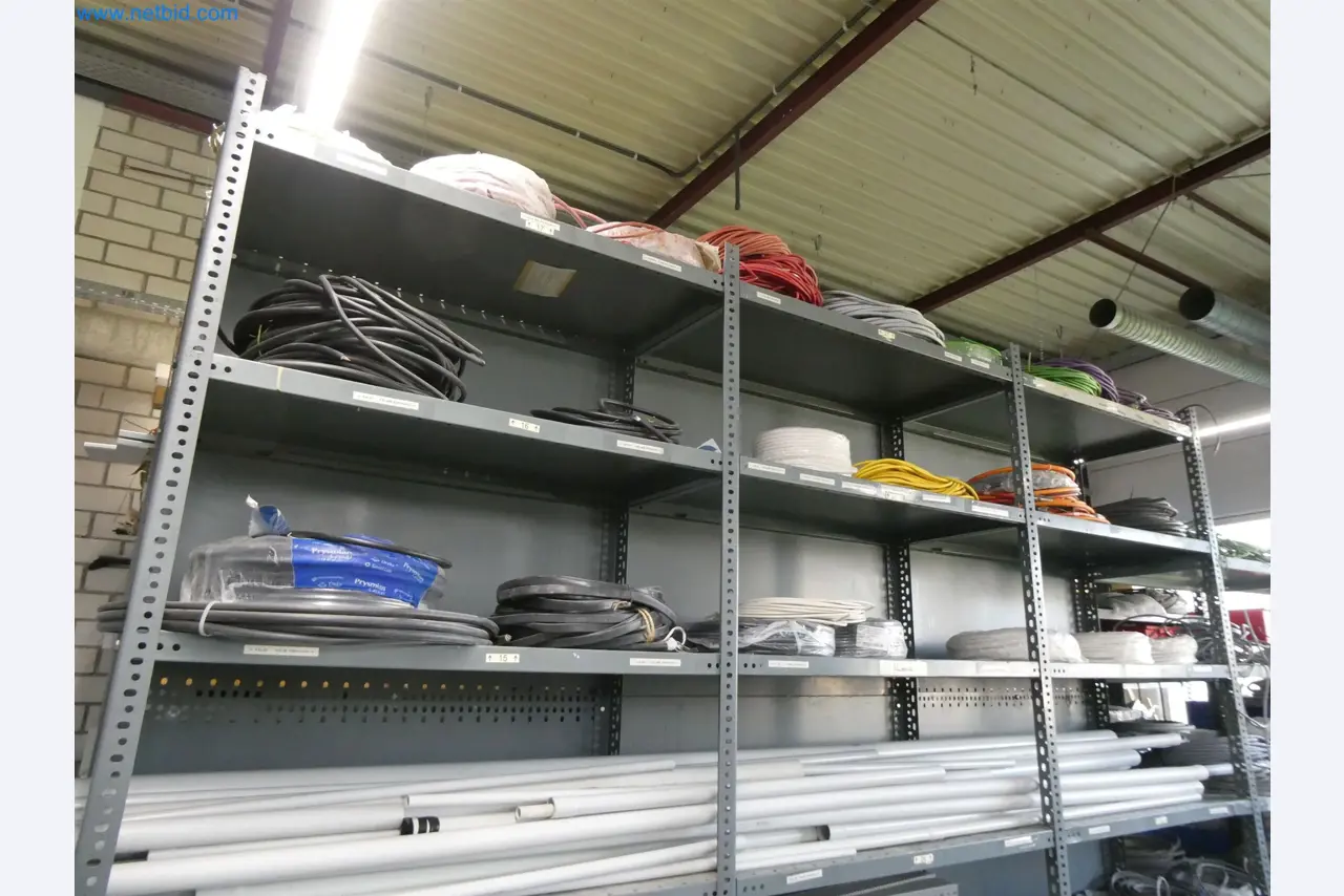 Máquinas de moldeo por inyección, máquinas CNC y líneas de montaje para elementos calefactores y componentes de automoción-2