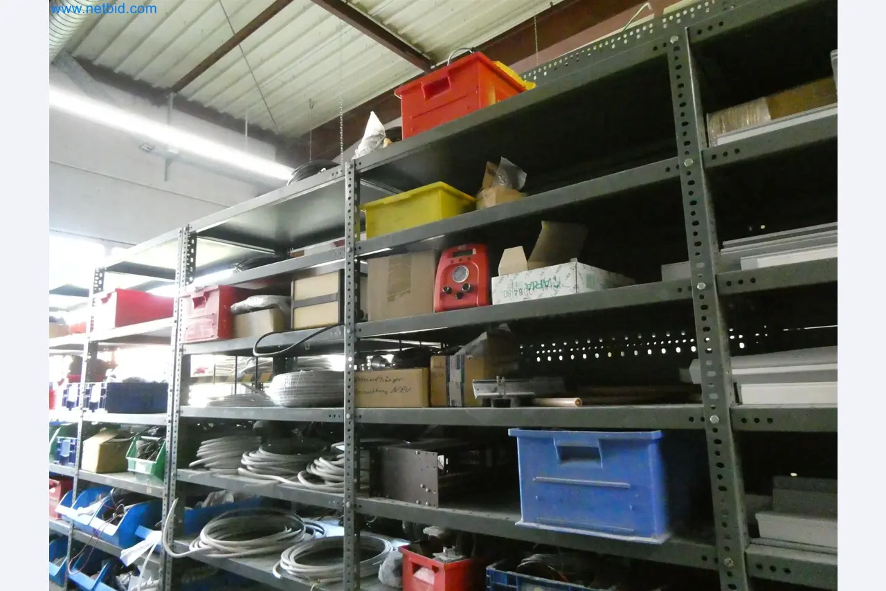 Máquinas de moldeo por inyección, máquinas CNC y líneas de montaje para elementos calefactores y componentes de automoción-5