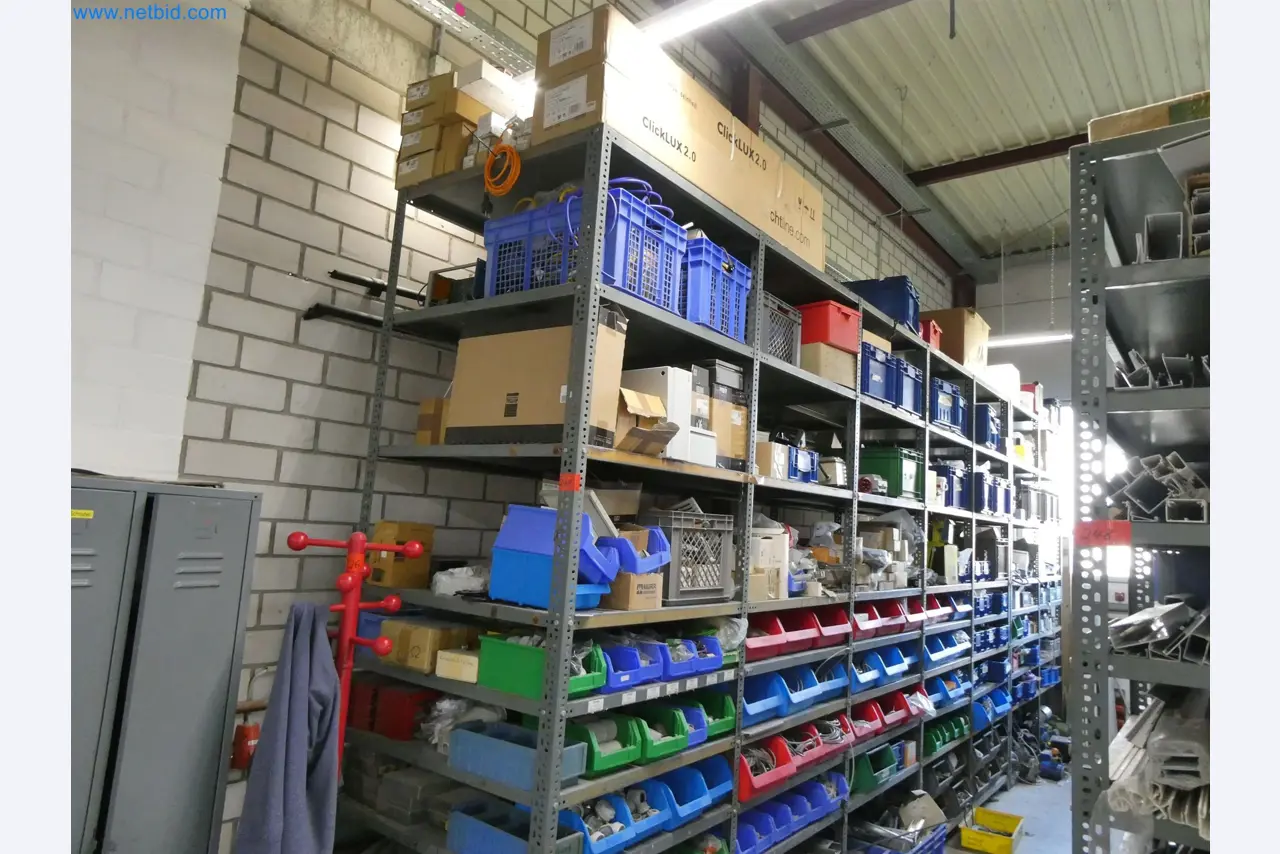 Máquinas de moldeo por inyección, máquinas CNC y líneas de montaje para elementos calefactores y componentes de automoción-8